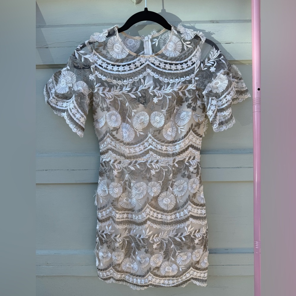 Minuet Petite Cream Floral Lace dress bohemian style
